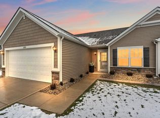 2952 Daintree Way, Valparaiso, IN 46385