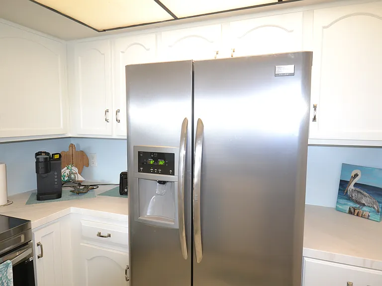 238 Mariner Dr — Photo 4