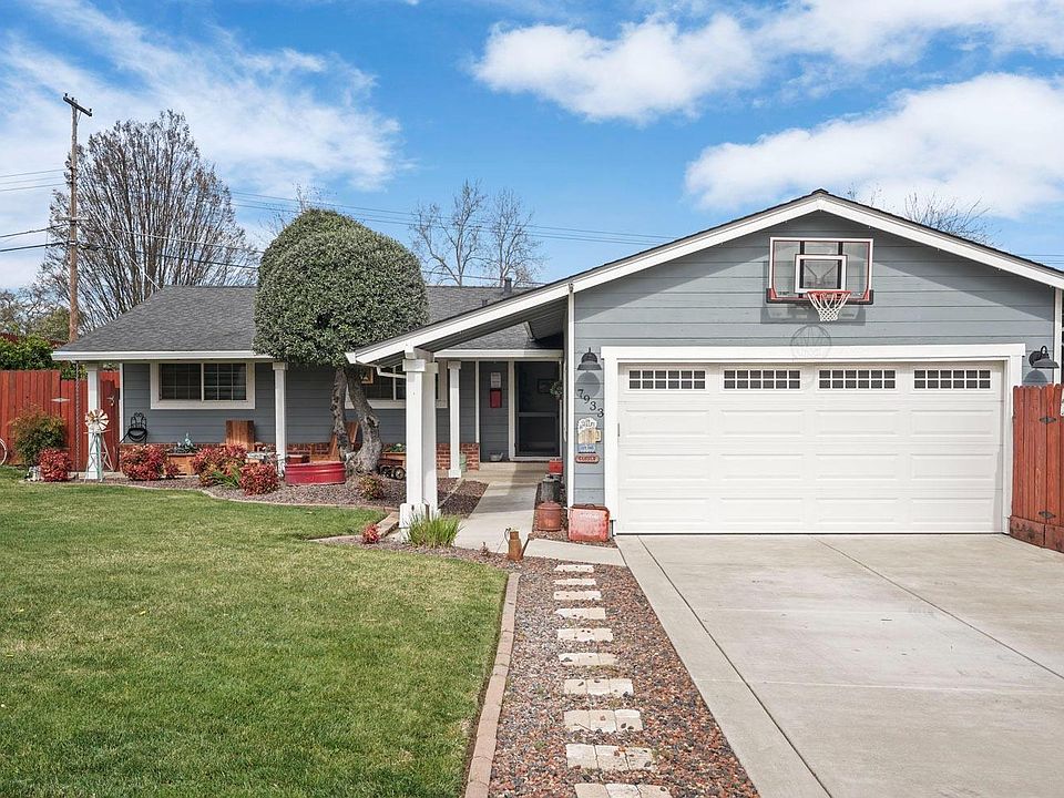1st image of 7933 Amalfi Way