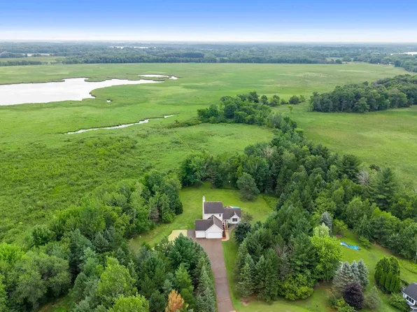 19543 Naples St NE, East Bethel, MN 55011