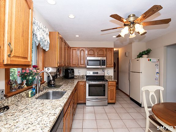3rd image of 15 Goodwill Road
