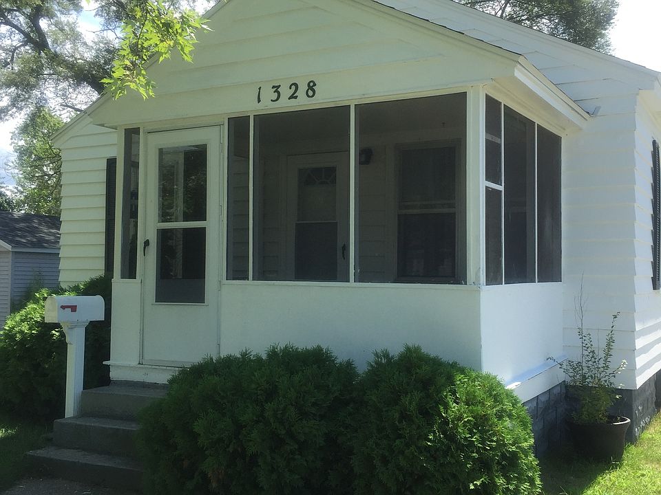 1st image of 1328 Waverly Ave