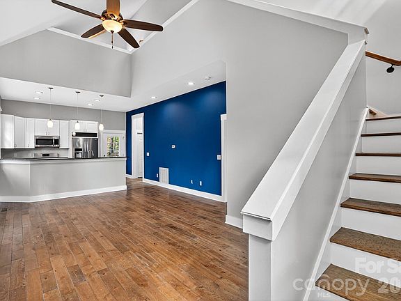 5th image of 155 N Fork Rd