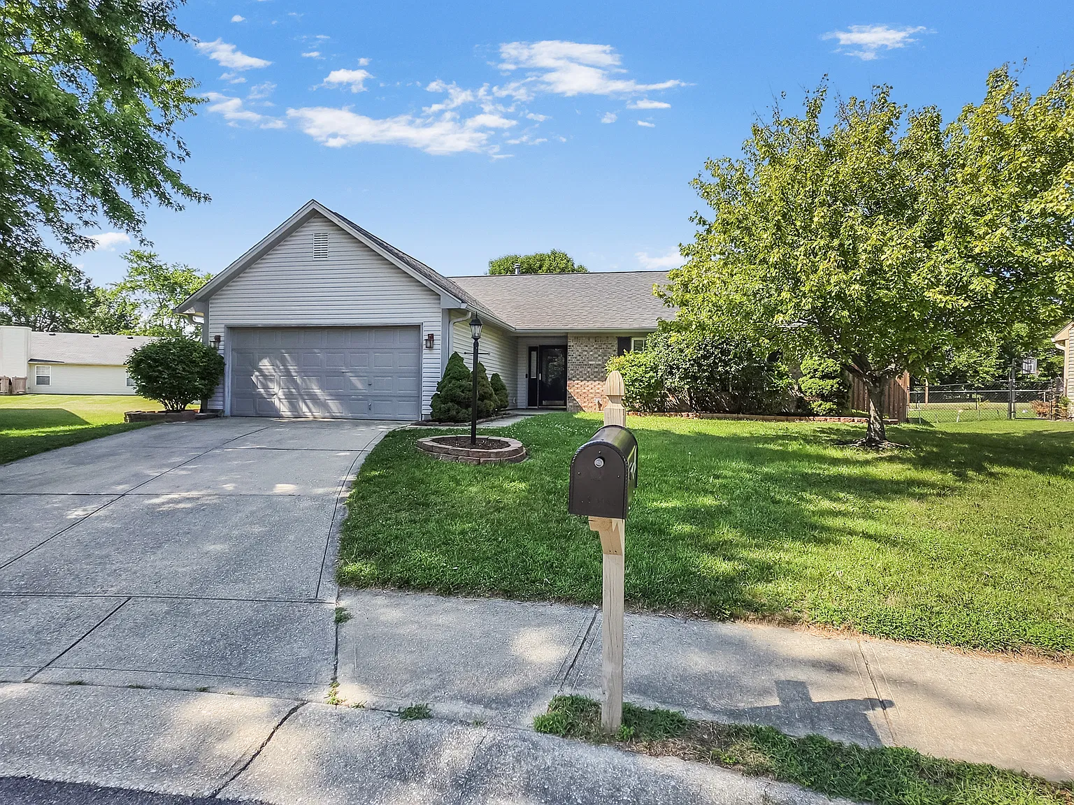 14 Eastbranch — Photo 2