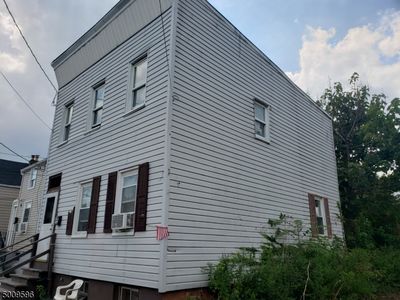 41 Jacob St, Newark, NJ, 07103