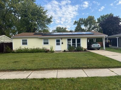 657 Minerva Ave, Wauconda, IL, 60084