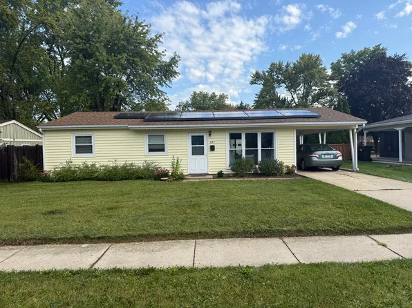 657 Minerva Ave, Wauconda, IL 60084