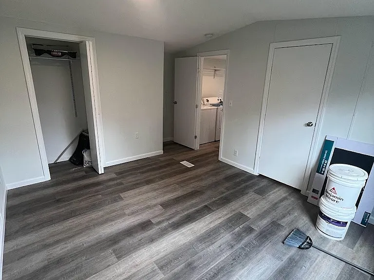 312 Hammond St — Photo 12