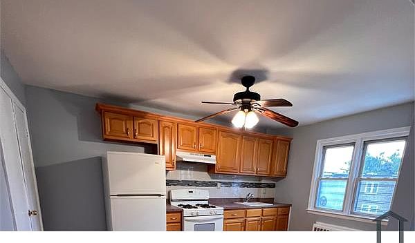 1st image of 737 E 58th St APT 4