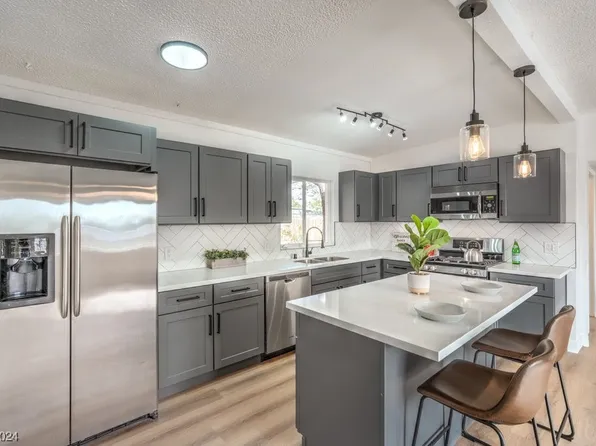 1804 E Evans Ave, North Las Vegas, NV 89030