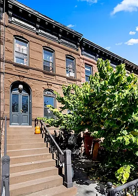 Rented by Compass | media 6