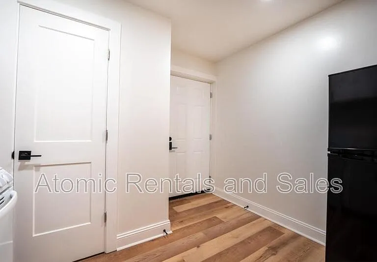 1144 Lake City Hwy — Photo 2