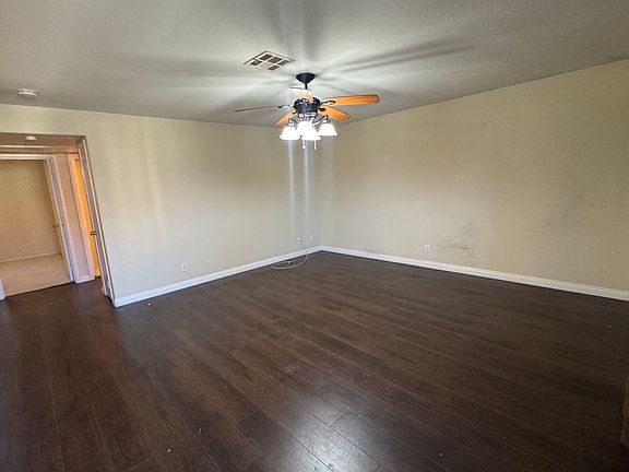 3rd image of 8410 Eldora Ave Unit 2020