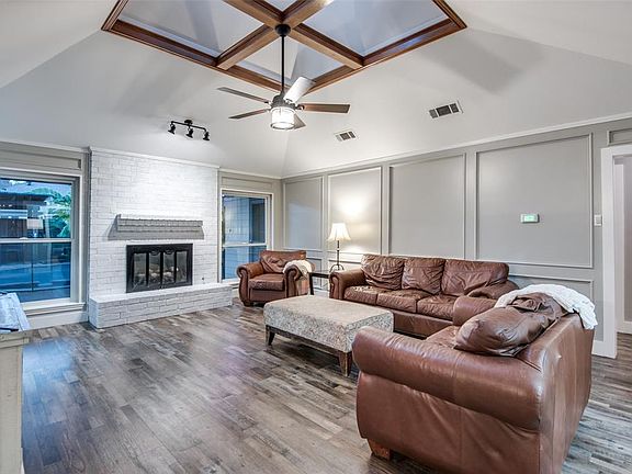4th image of 1004 Oxfordshire Dr