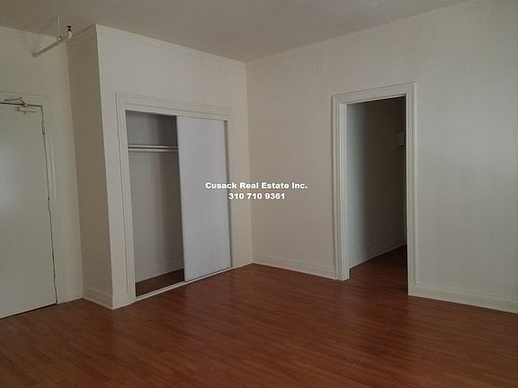 4th image of 246 S Kenmore Ave