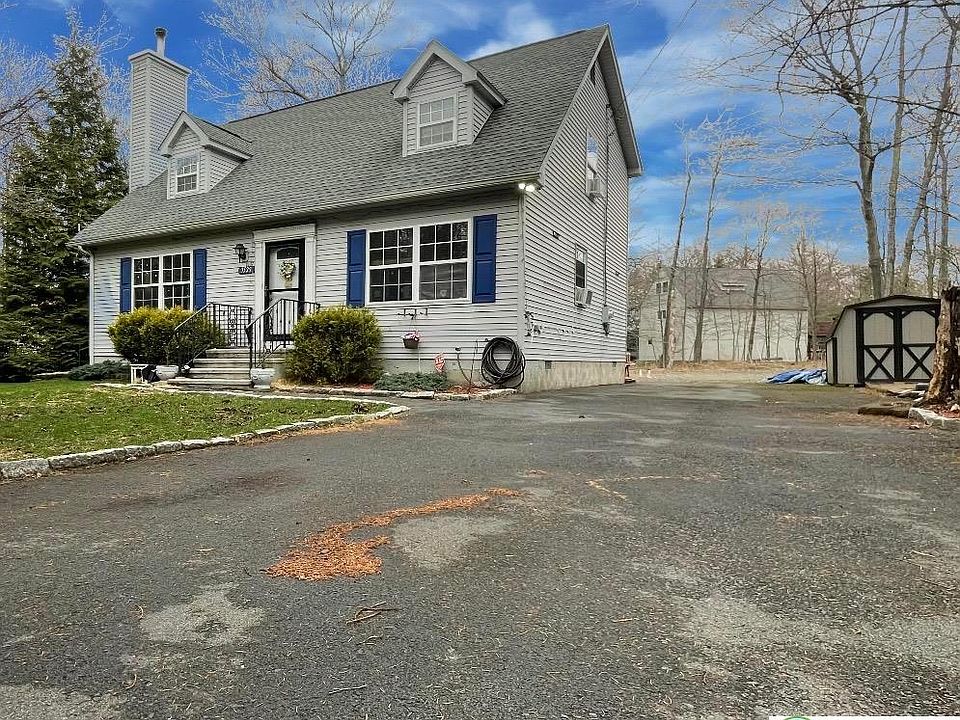 1st image of 3529 Peak Dr