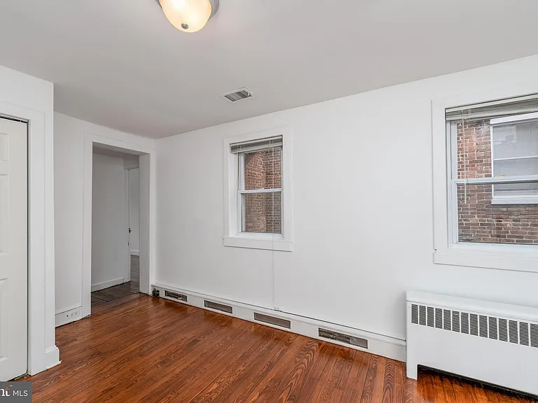 1153 Riverside Ave — Photo 23