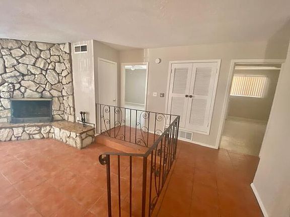 4th image of 9056 Cana Ave #B