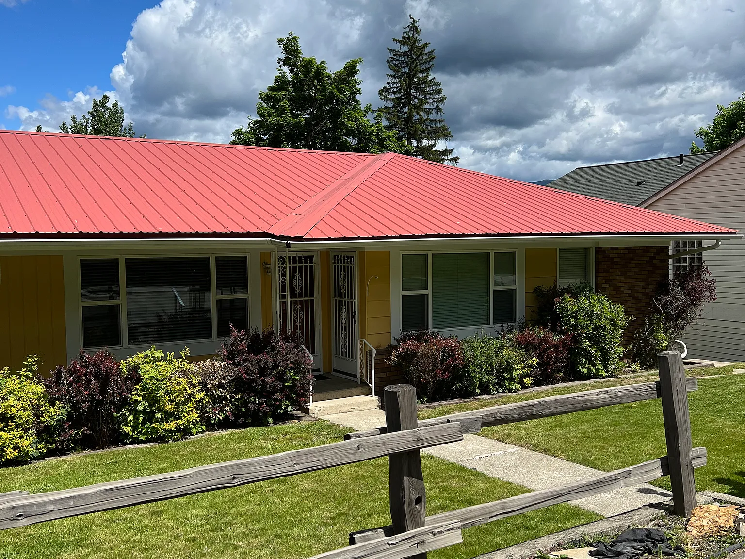 1 bed, 800 sqft, $1,050 — Photo 1