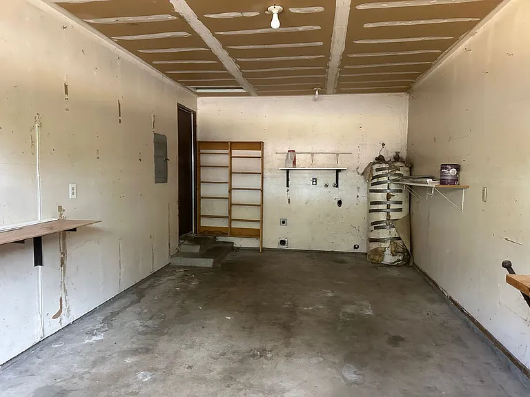 632 Van Ness Ave — Photo 15