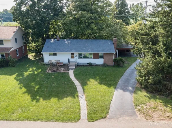 1302 Shawnee Dr, Yellow Springs, OH 45387