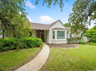 8627 Oak Ledge Dr, San Antonio, TX 78217