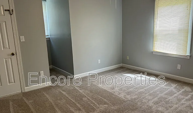 8112 Stillbreeze Dr — Photo 11