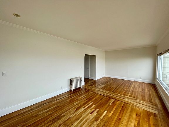 3rd image of 2060 Green St APT 5