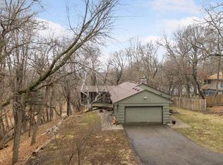 17601 W 58th St, Minnetonka, MN 55345