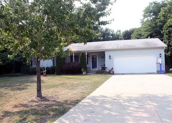 3rd image of 4551 S Ridge Rd