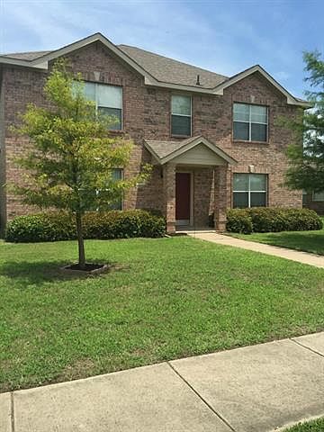 1st image of 209 Shady Oaks Ln