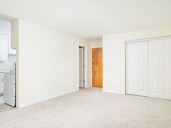 3rd image of 2709 Park Ave APT 103