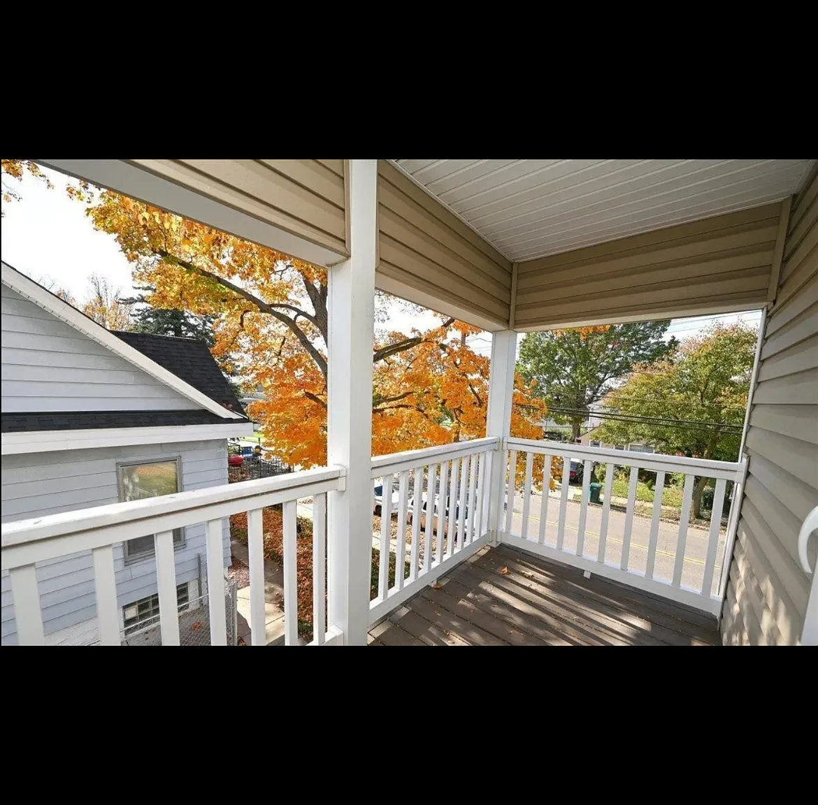 5 bed, 4966 sqft, $1,200 — Photo 1