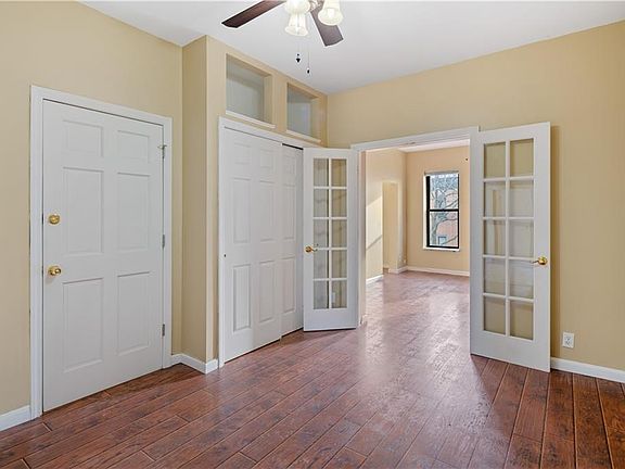 4th image of 211 29th St