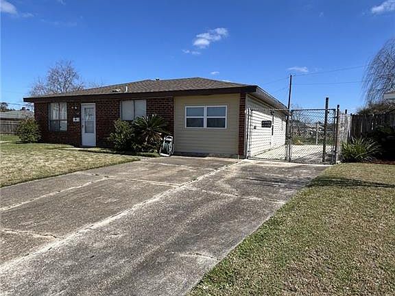 3rd image of 156 Elvie Ct