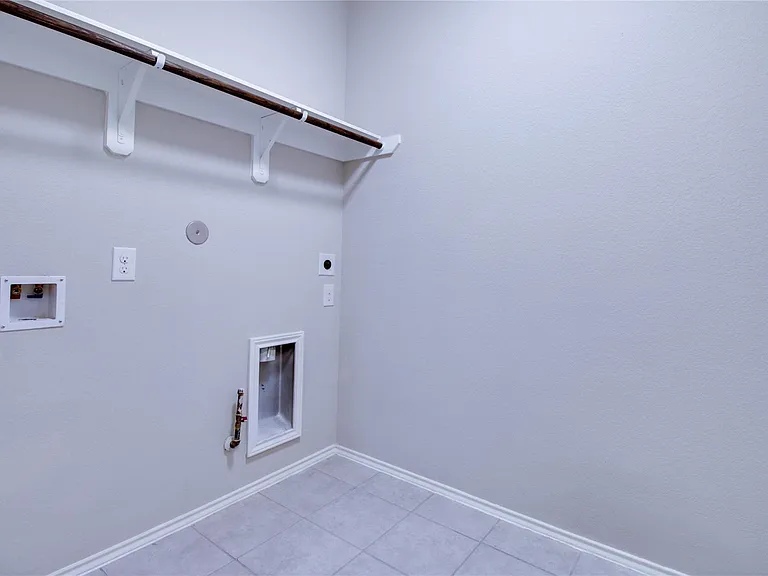 2511 Sandbar Shark Ct — Photo 17