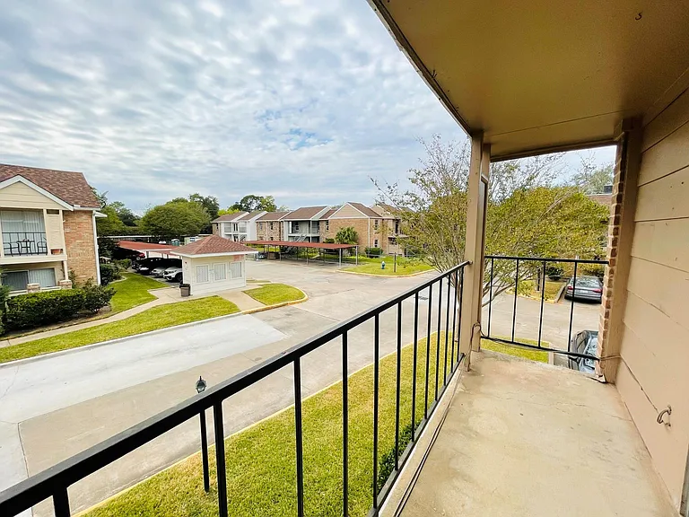2800 Jeanetta St #1702 — Photo 3