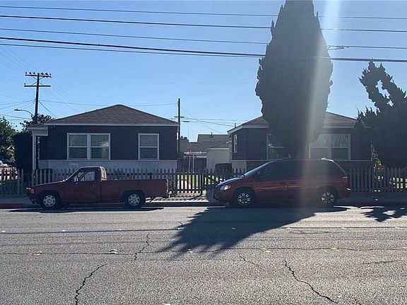 5th image of 4111 W 120th St
