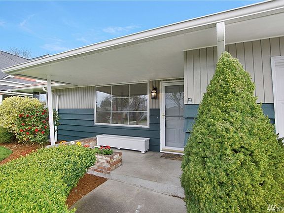 4th image of 417 7th Ave NW