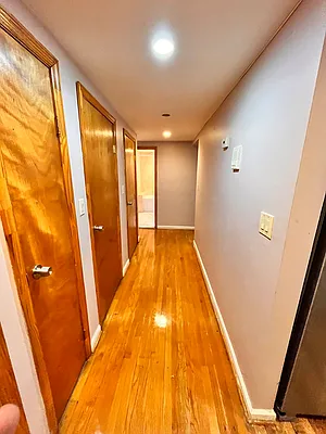 Rented by Space Real Estate | media 43