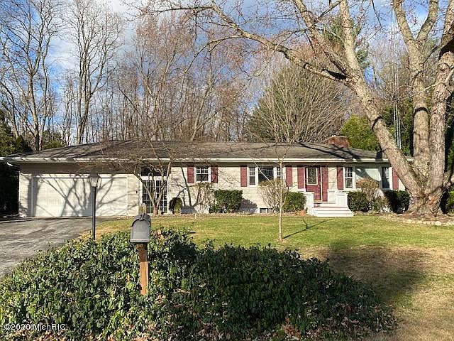 1st image of 6825 Rosemary Dr