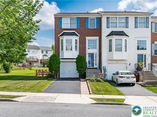 400 S Oak St, Freemansburg, PA 18017