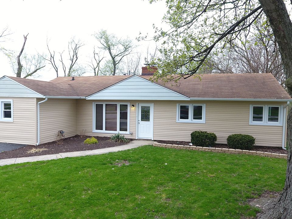 1st image of 232 Indianwood Blvd