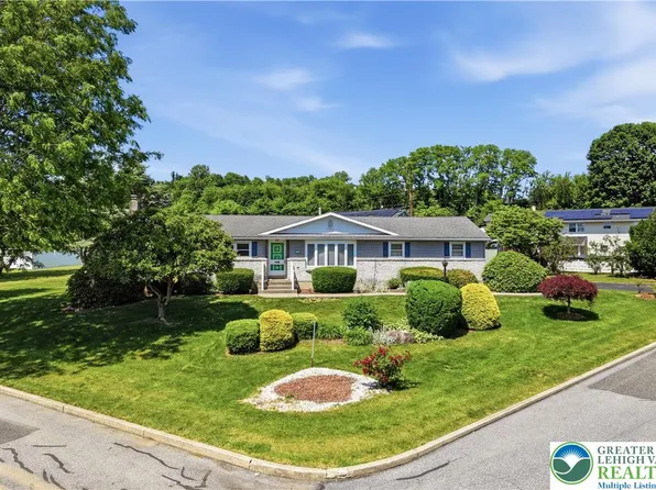 945 Williams Ave, Walnutport, PA 18088