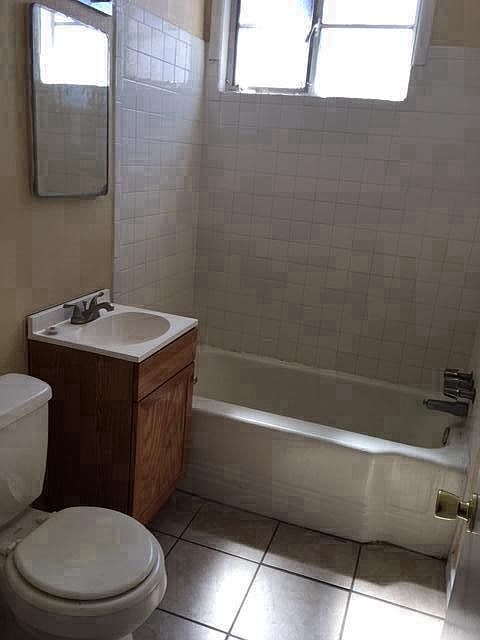 2nd image of 4517 Pershing Dr