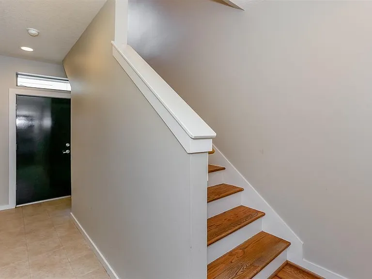 4030 Center St — Photo 27