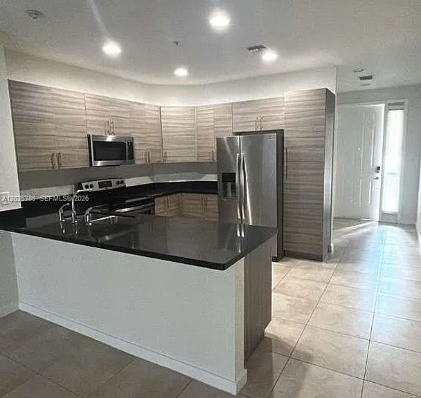 2675 SW 81st Ter #2653 — Photo 2