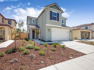 545 Alicante Dr, Hollister, CA 95023