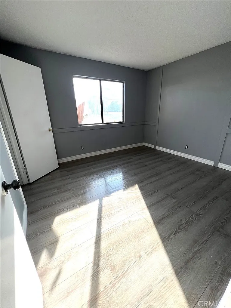3 bed, 2134 sqft, $2,850 — Photo 4