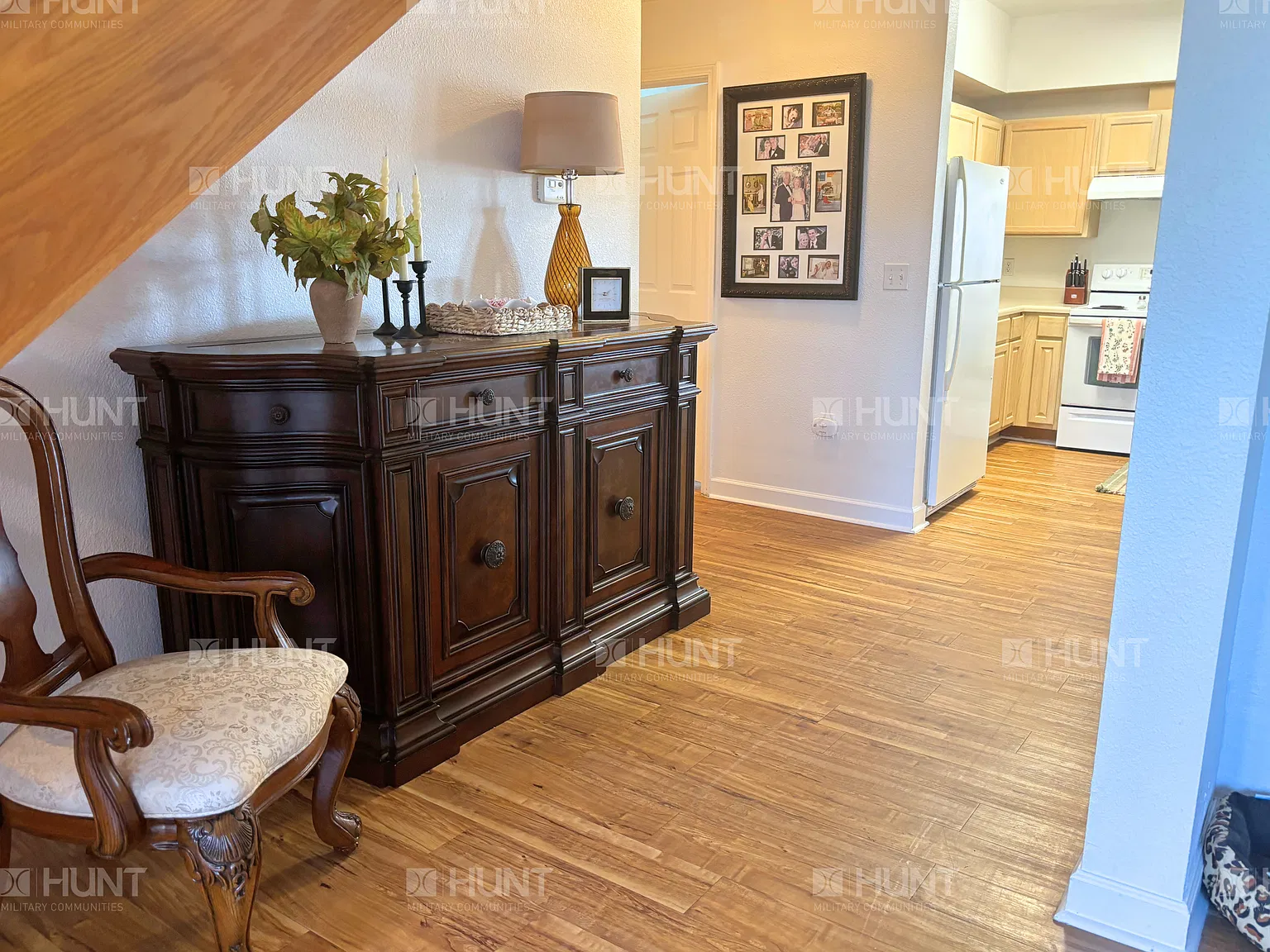 2 bed, 1.5 bath, 950 sqft, $1,450 — Photo 2
